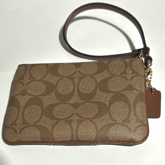 Coach Women’s Wristlet Medium Wrist Purse Bag 2 Inside Pockets - Picture 4 of 6